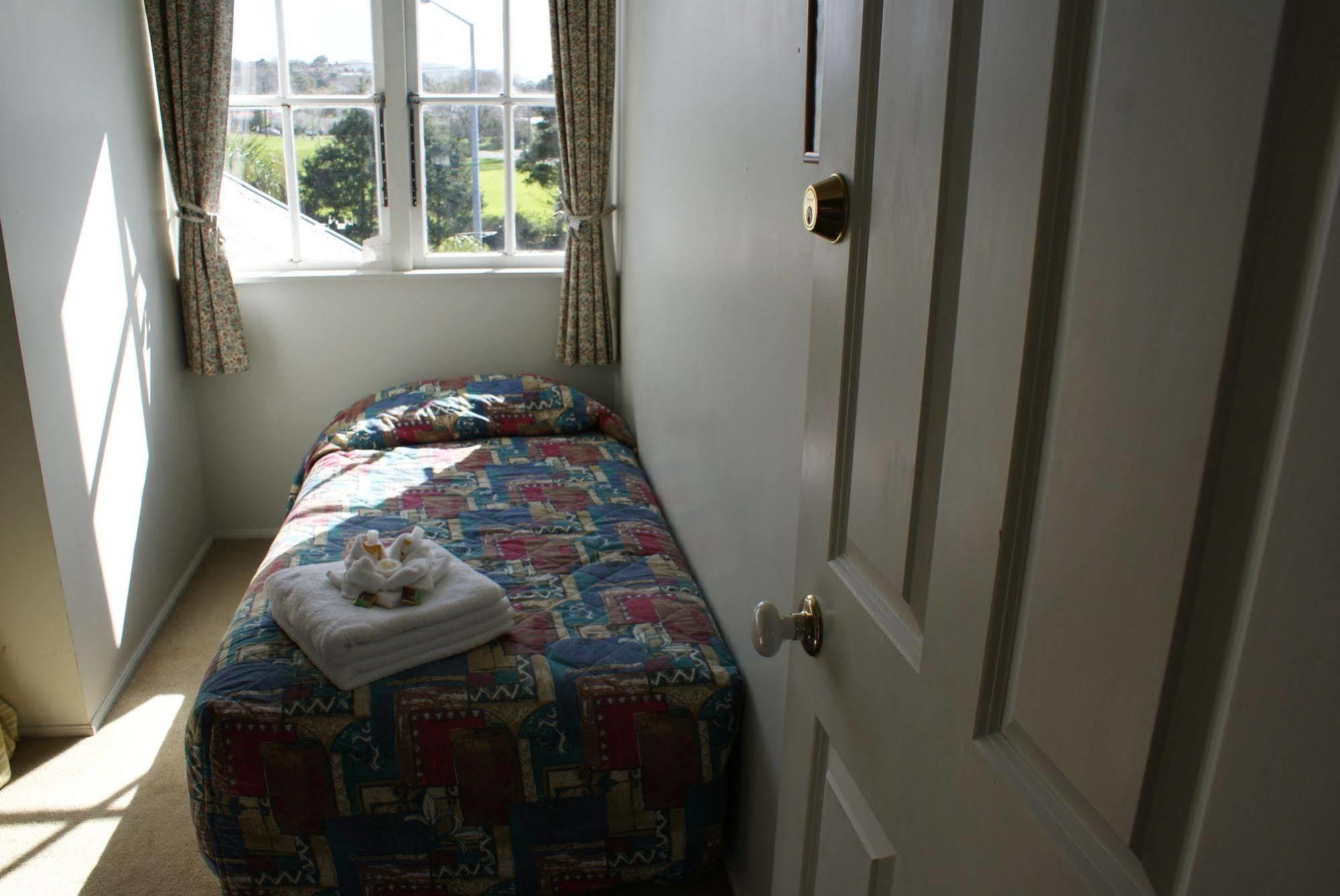 Warkworth Lodge Luaran gambar
